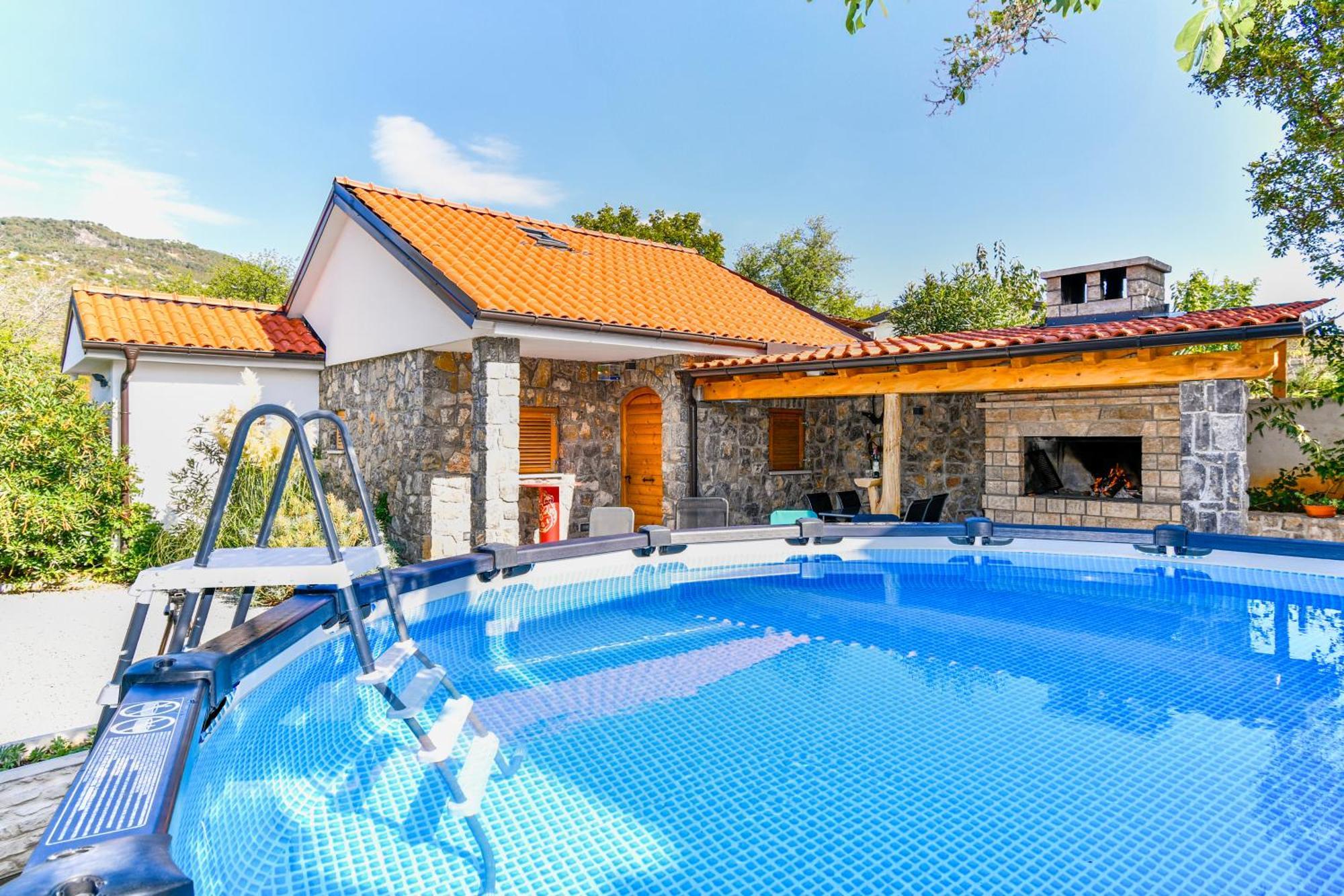 Apartman Lavanda Sa Bazenom I Okucnicom 4* Hreljin Exterior photo