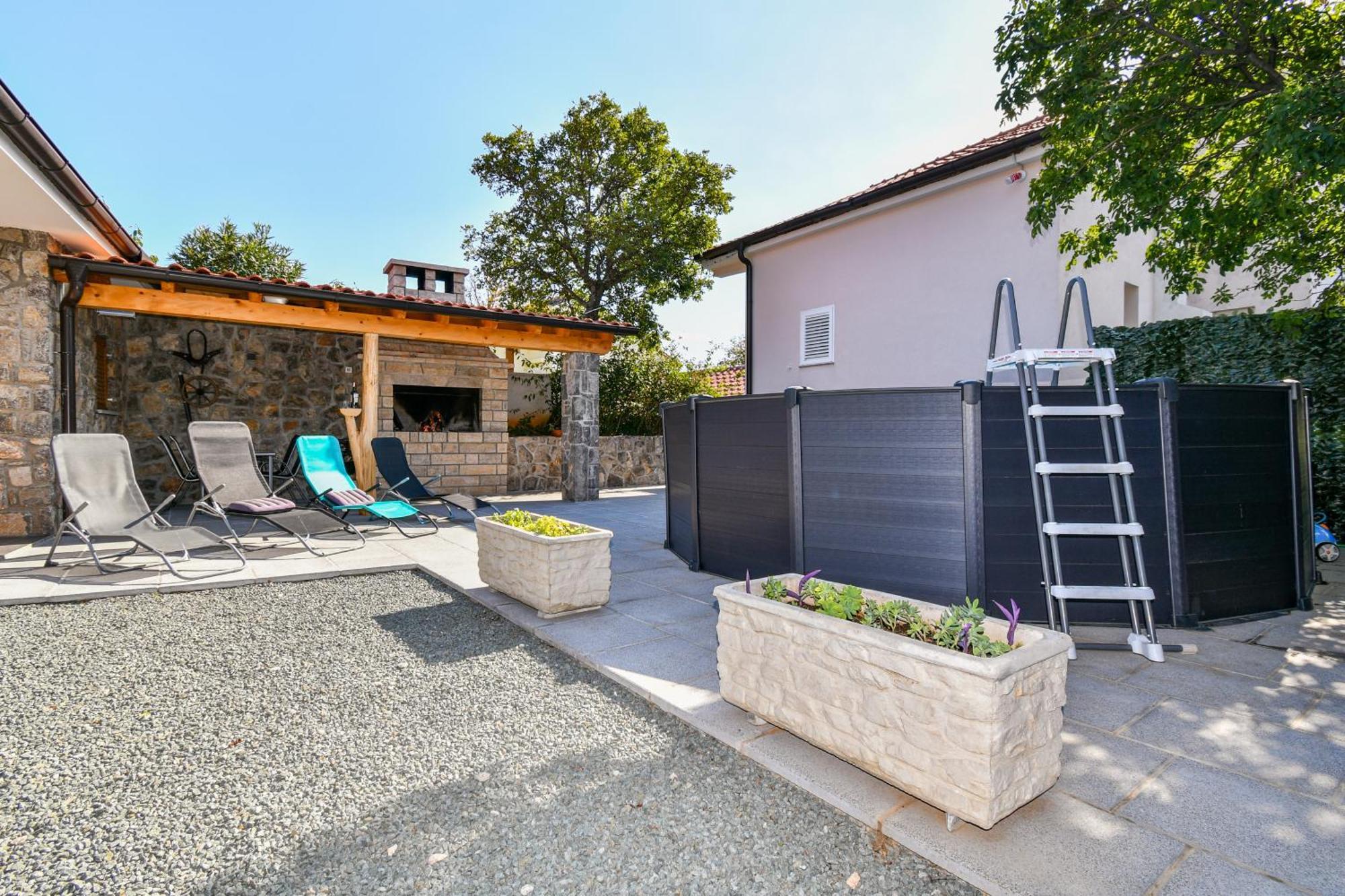 Apartman Lavanda Sa Bazenom I Okucnicom 4* Hreljin Exterior photo